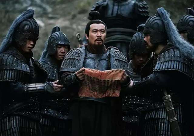 为什么刘备刚出道，就被曹操看作英雄